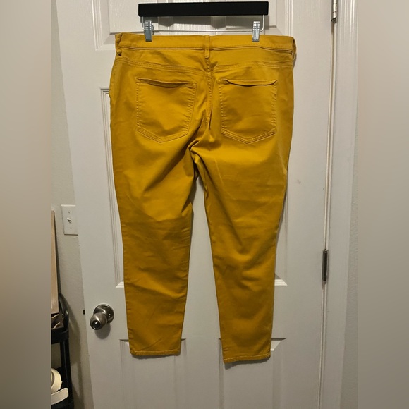 Express Mustard Yellow Slim Fit Pants with Belt – Size 16 - Picture 3 of 3